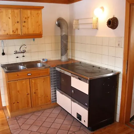 Cosy Holiday In Salzburg With Garden And Mountain Views *